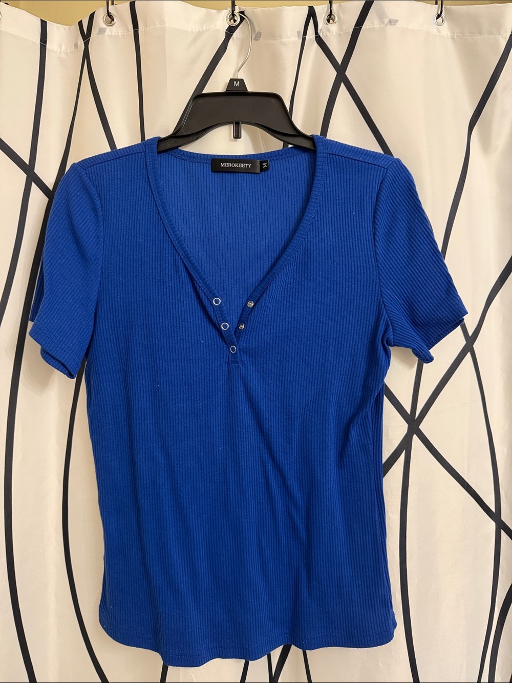 Excellent Royal Blue Ribbed V-Neck Short Sleeve Top - Medium
